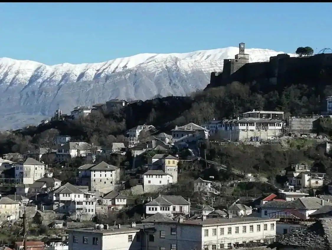 Guesthouse Eni Gjirokastër Lägenhet
